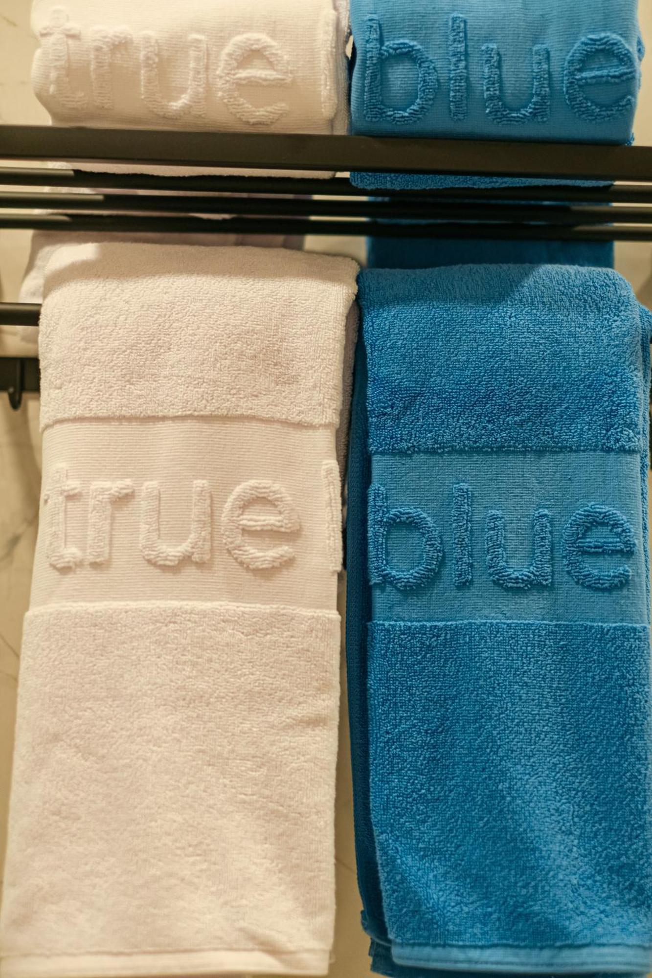 True Blue Hotel Menteng Yakarta Exterior foto