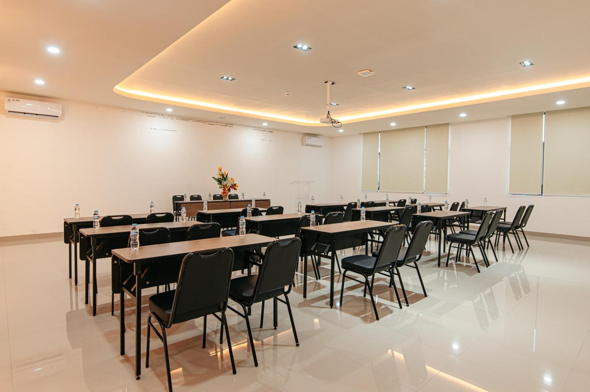 True Blue Hotel Menteng Yakarta Exterior foto