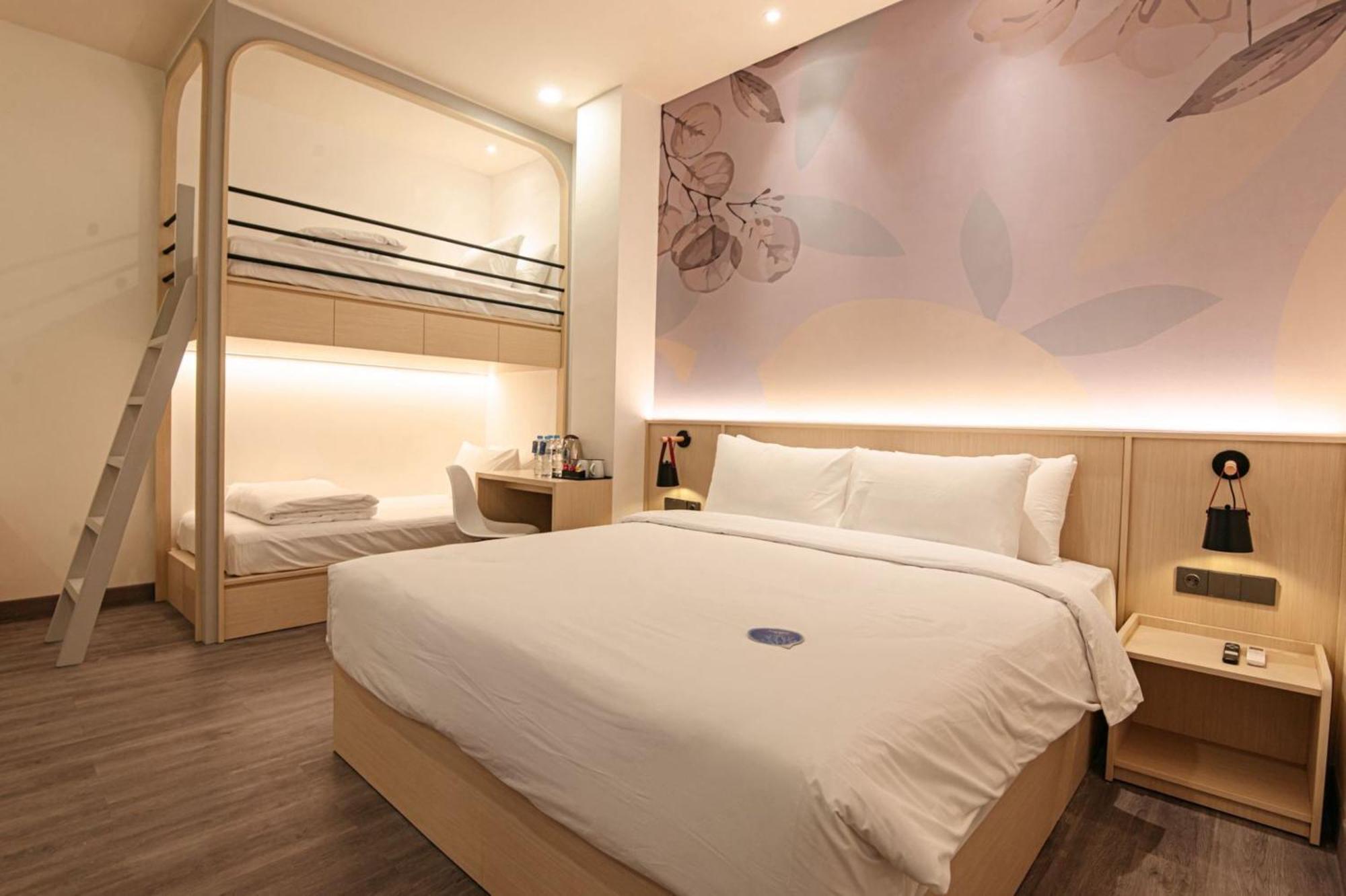 True Blue Hotel Menteng Yakarta Exterior foto